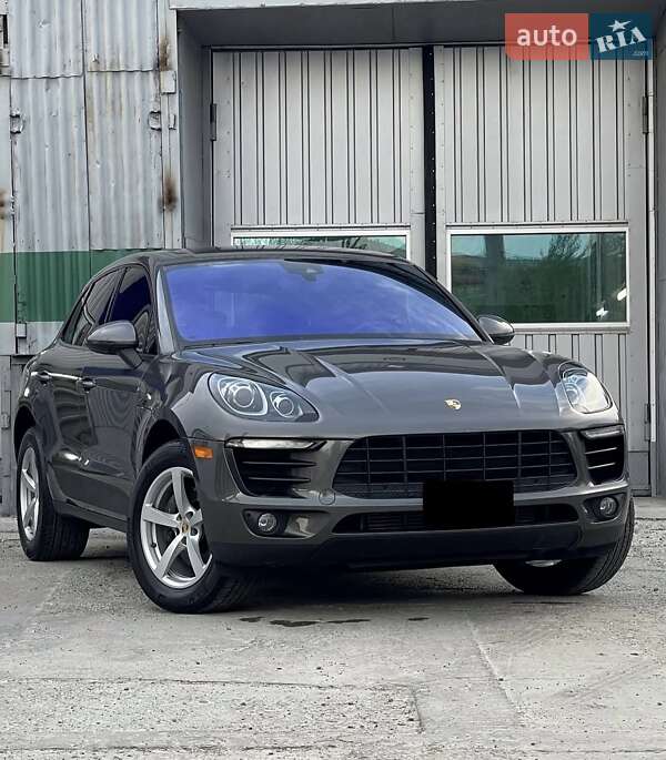 Внедорожник / Кроссовер Porsche Macan 2018 в Киеве