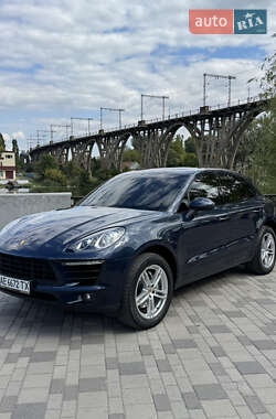 Позашляховик / Кросовер Porsche Macan 2015 в Полтаві