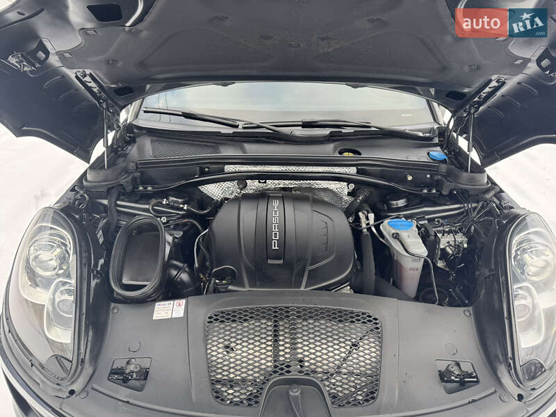 Внедорожник / Кроссовер Porsche Macan 2018 в Харькове