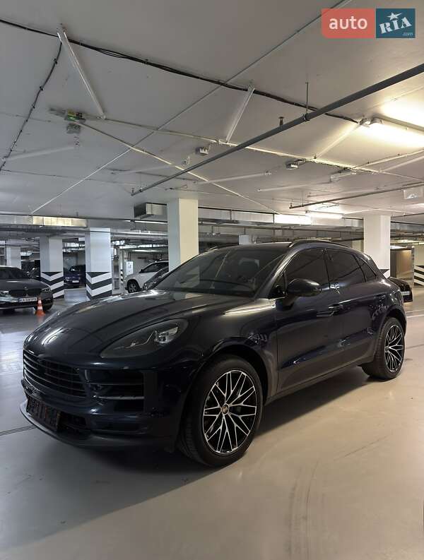 Внедорожник / Кроссовер Porsche Macan 2021 в Киеве