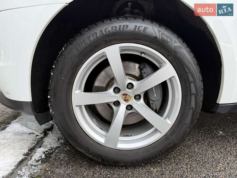 Внедорожник / Кроссовер Porsche Macan 2017 в Днепре фото 31 Внедорожник / Кроссовер Porsche Macan 2017 в Днепре