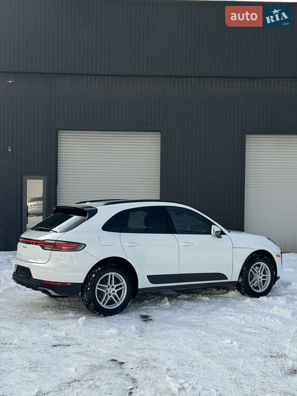 Внедорожник / Кроссовер Porsche Macan 2021 в Киеве