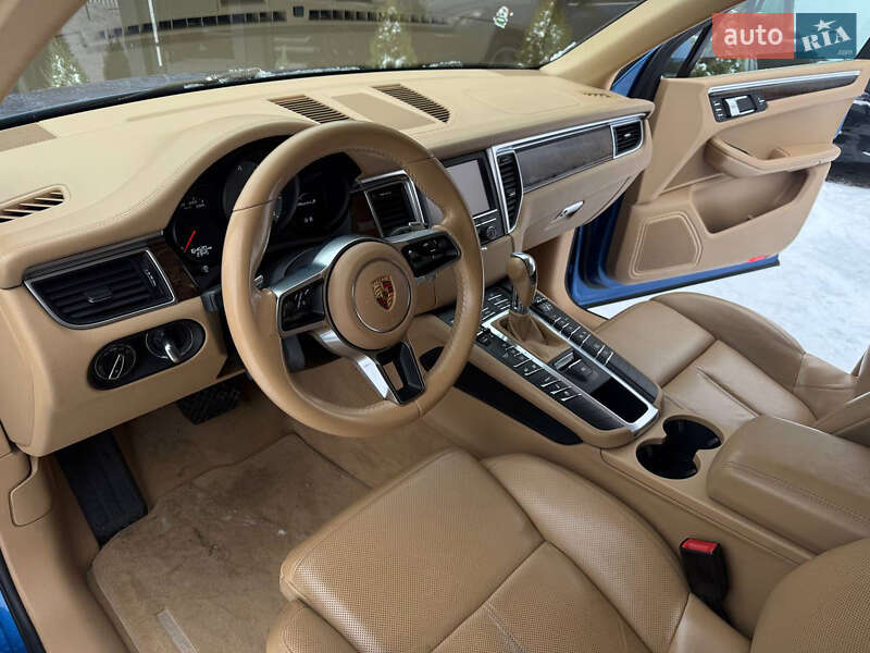 Внедорожник / Кроссовер Porsche Macan 2014 в Киеве