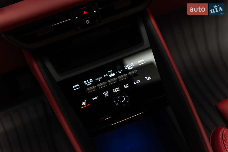 Внедорожник / Кроссовер Porsche Macan 2025 в Мукачево