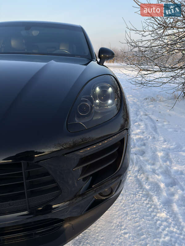 Внедорожник / Кроссовер Porsche Macan 2015 в Киеве фото 14 Внедорожник / Кроссовер Porsche Macan 2015 в Киеве