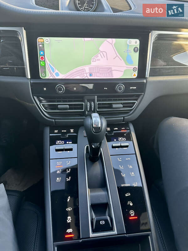 Внедорожник / Кроссовер Porsche Macan 2022 в Киеве