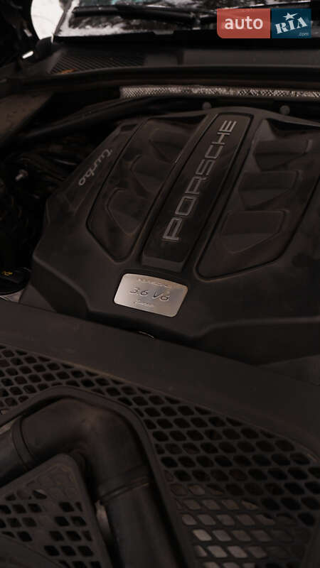 Внедорожник / Кроссовер Porsche Macan 2015 в Киеве