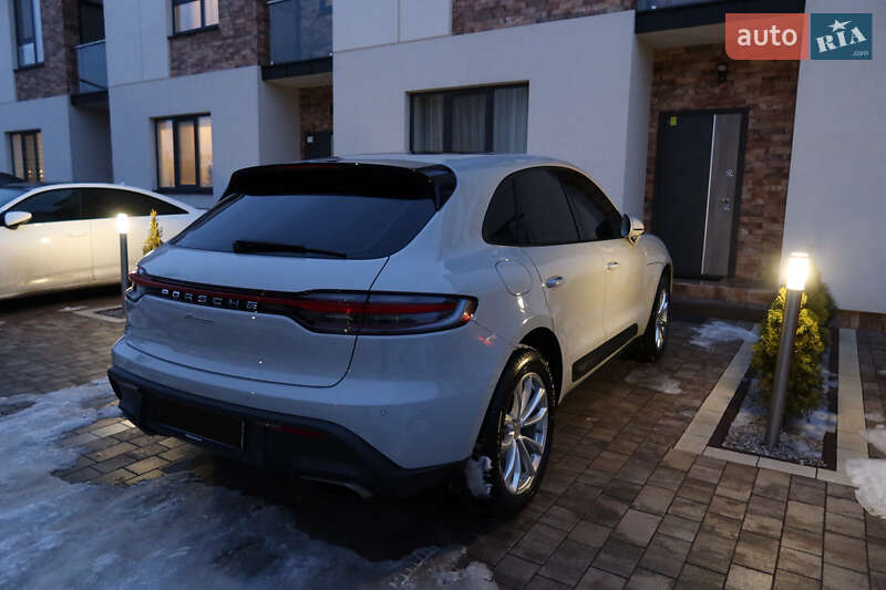 Внедорожник / Кроссовер Porsche Macan 2022 в Ужгороде