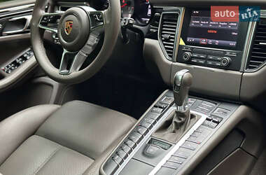 Позашляховик / Кросовер Porsche Macan 2017 в Києві