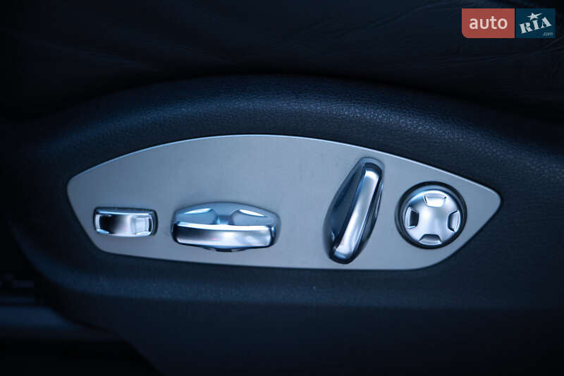 Внедорожник / Кроссовер Porsche Macan 2021 в Тернополе