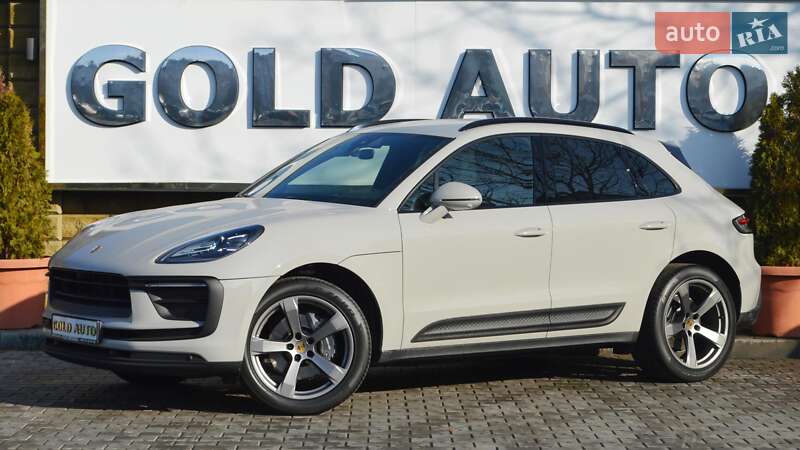 Porsche Macan 2021