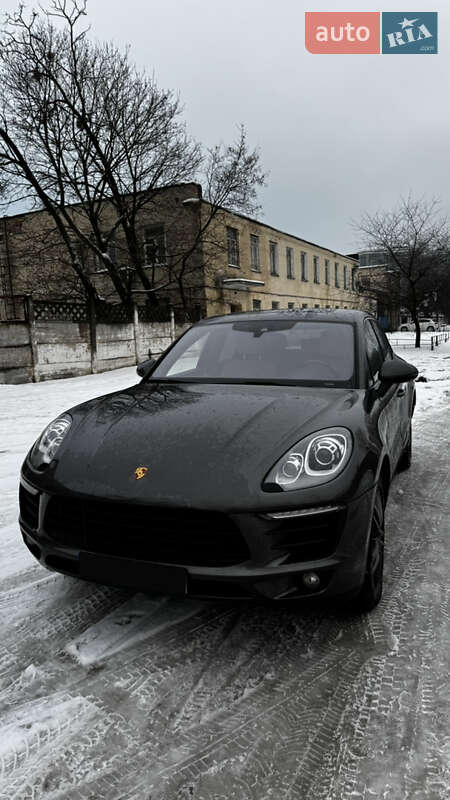 Внедорожник / Кроссовер Porsche Macan 2018 в Киеве фото 3 Внедорожник / Кроссовер Porsche Macan 2018 в Киеве