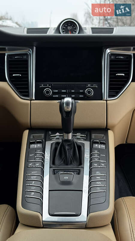 Внедорожник / Кроссовер Porsche Macan 2018 в Киеве фото 10 Внедорожник / Кроссовер Porsche Macan 2018 в Киеве