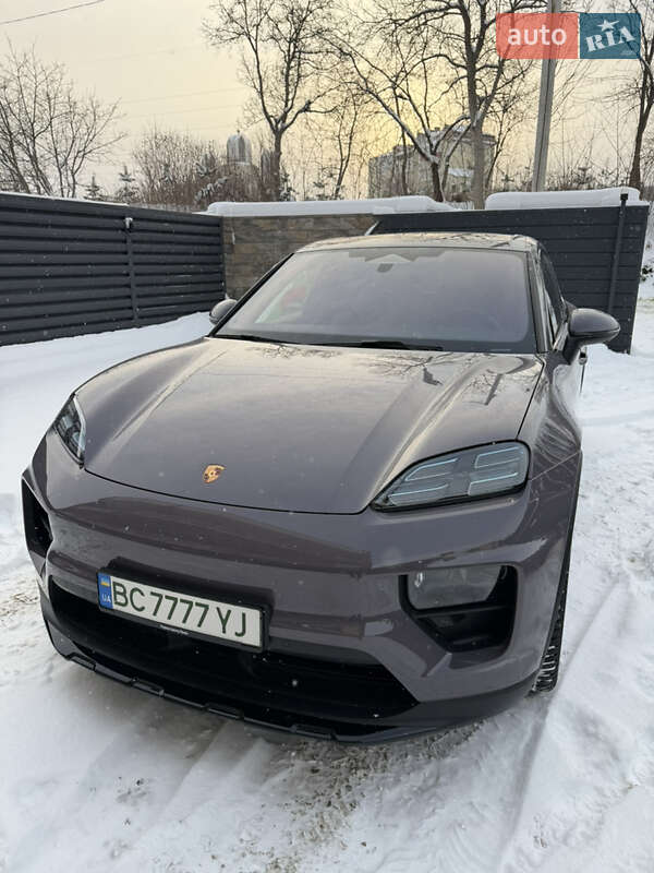 Позашляховик / Кросовер Porsche Macan 2025 в Львові фото 28 Позашляховик / Кросовер Porsche Macan 2025 в Львові