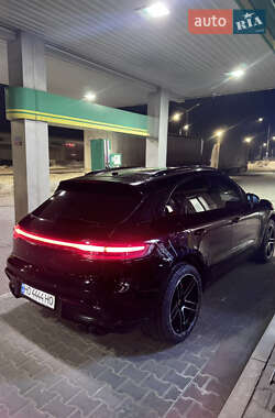 Позашляховик / Кросовер Porsche Macan 2021 в Тернополі