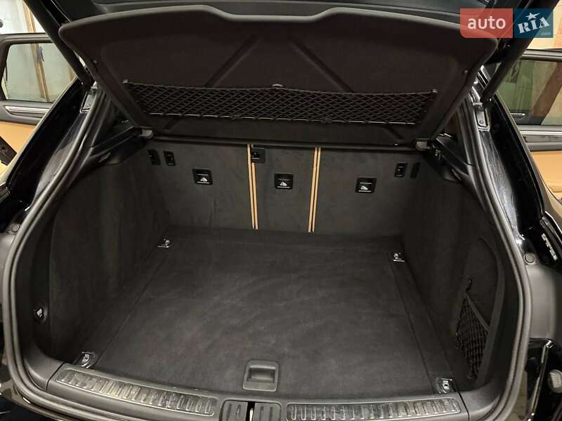 Позашляховик / Кросовер Porsche Macan 2016 в Києві фото 18 Позашляховик / Кросовер Porsche Macan 2016 в Києві