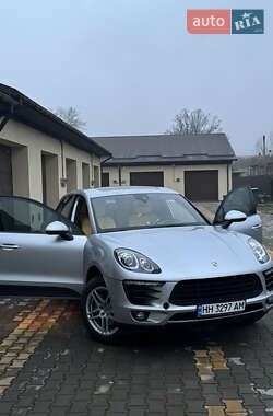 Внедорожник / Кроссовер Porsche Macan 2017 в Измаиле
