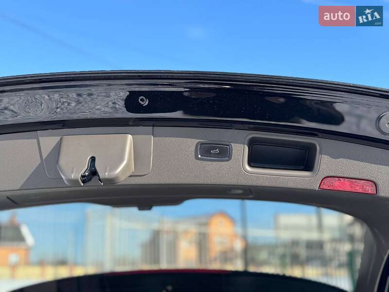 Позашляховик / Кросовер Porsche Macan 2018 в Києві фото 20 Позашляховик / Кросовер Porsche Macan 2018 в Києві