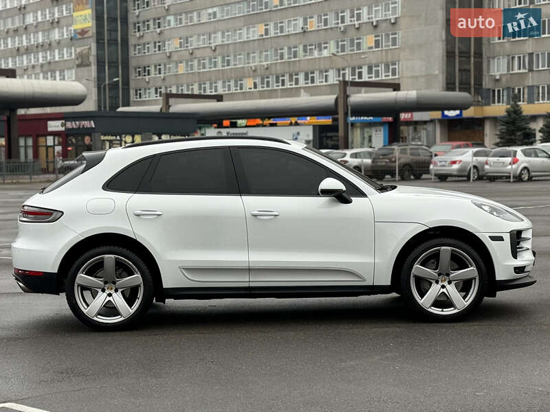 Внедорожник / Кроссовер Porsche Macan 2019 в Харькове