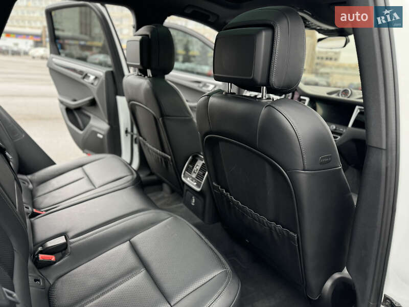 Внедорожник / Кроссовер Porsche Macan 2019 в Харькове