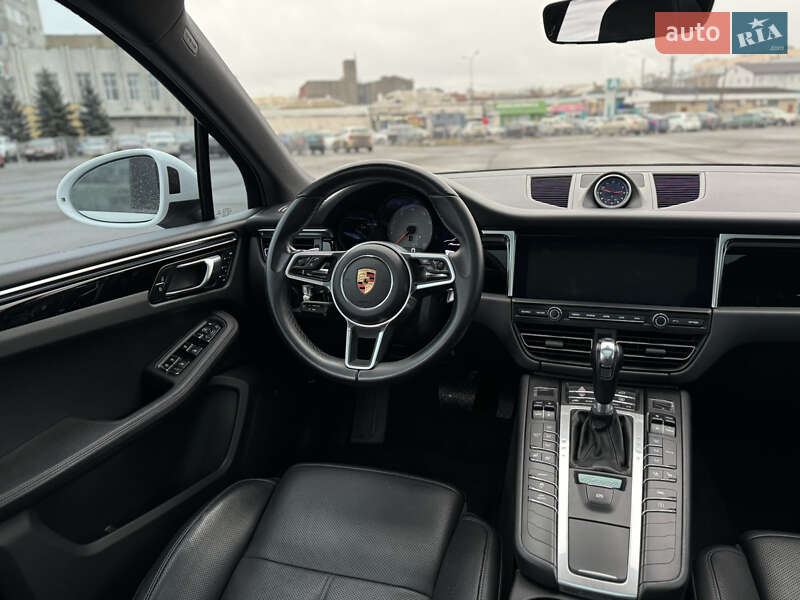 Внедорожник / Кроссовер Porsche Macan 2019 в Харькове