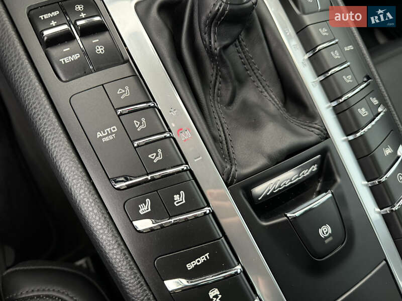 Внедорожник / Кроссовер Porsche Macan 2019 в Харькове