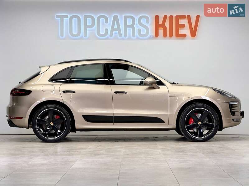 Внедорожник / Кроссовер Porsche Macan 2016 в Киеве
