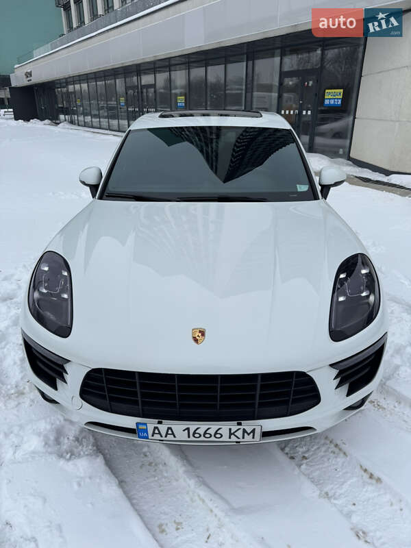 Внедорожник / Кроссовер Porsche Macan 2018 в Киеве фото 4 Внедорожник / Кроссовер Porsche Macan 2018 в Киеве