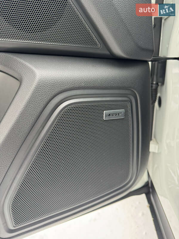 Внедорожник / Кроссовер Porsche Macan 2018 в Киеве фото 16 Внедорожник / Кроссовер Porsche Macan 2018 в Киеве