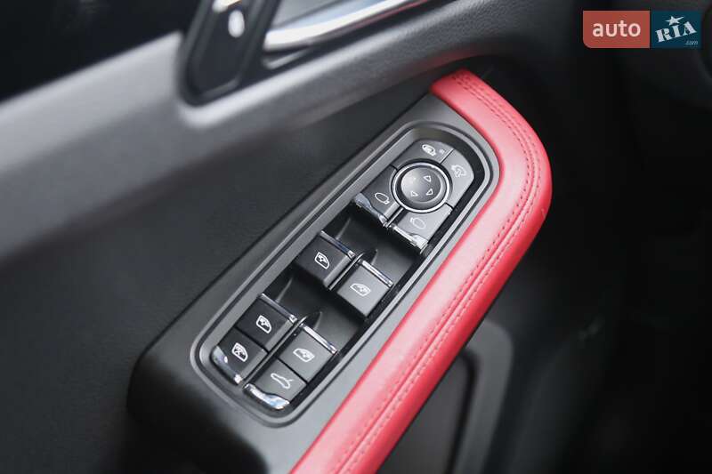 Внедорожник / Кроссовер Porsche Macan 2018 в Киеве фото 29 Внедорожник / Кроссовер Porsche Macan 2018 в Киеве