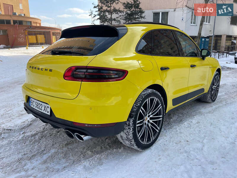 Внедорожник / Кроссовер Porsche Macan 2018 в Киеве