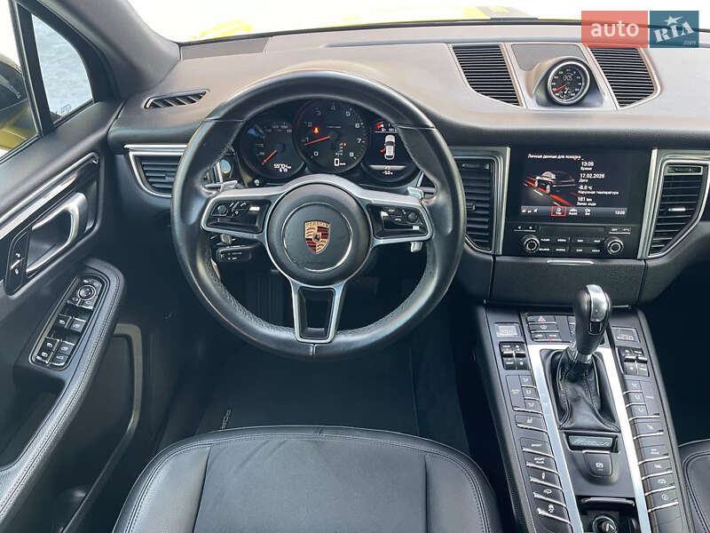 Внедорожник / Кроссовер Porsche Macan 2018 в Киеве