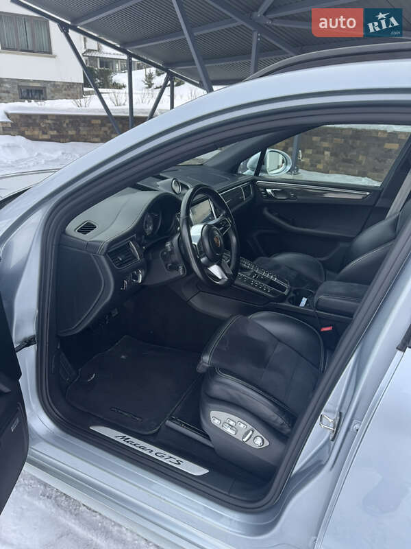 Внедорожник / Кроссовер Porsche Macan 2016 в Тернополе