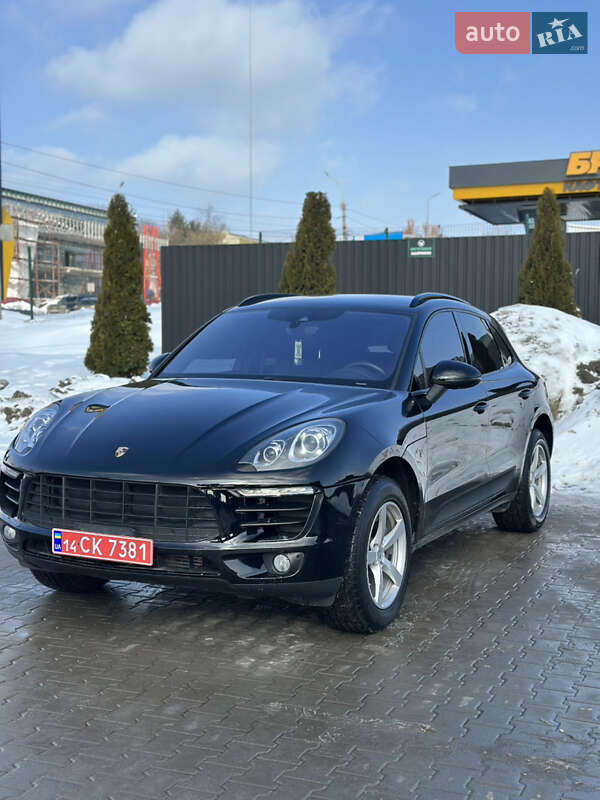 Позашляховик / Кросовер Porsche Macan 2018 в Тернополі