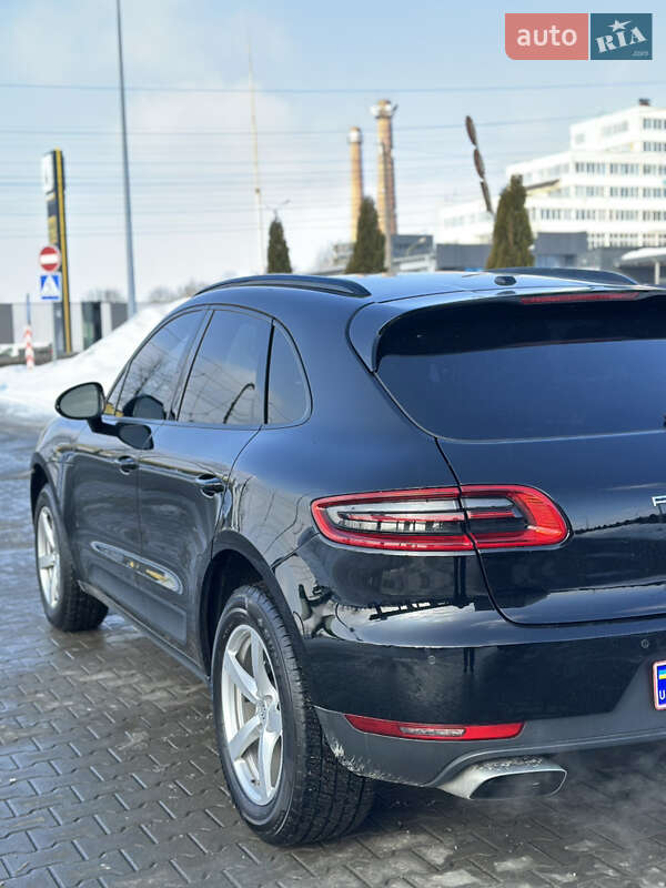 Позашляховик / Кросовер Porsche Macan 2018 в Тернополі