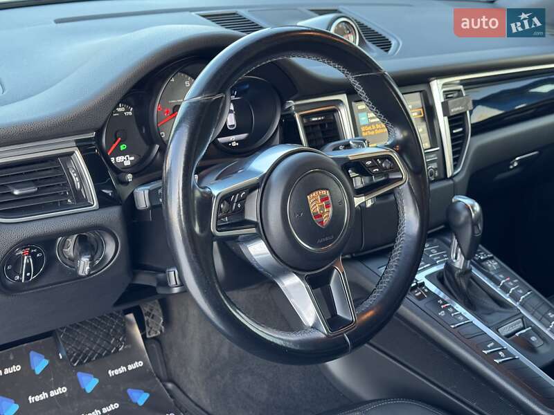 Внедорожник / Кроссовер Porsche Macan 2015 в Ровно фото 16 Внедорожник / Кроссовер Porsche Macan 2015 в Ровно