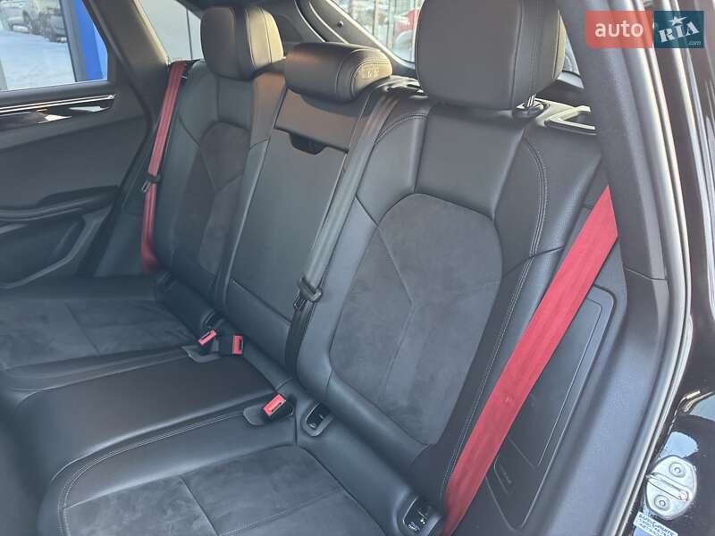 Внедорожник / Кроссовер Porsche Macan 2015 в Ровно фото 5 Внедорожник / Кроссовер Porsche Macan 2015 в Ровно