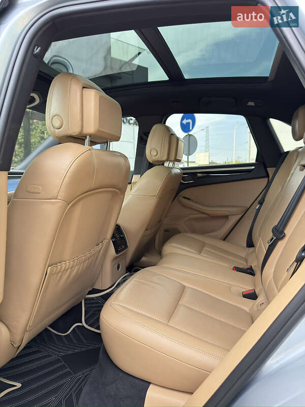 Внедорожник / Кроссовер Porsche Macan 2016 в Одессе фото 27 Внедорожник / Кроссовер Porsche Macan 2016 в Одессе