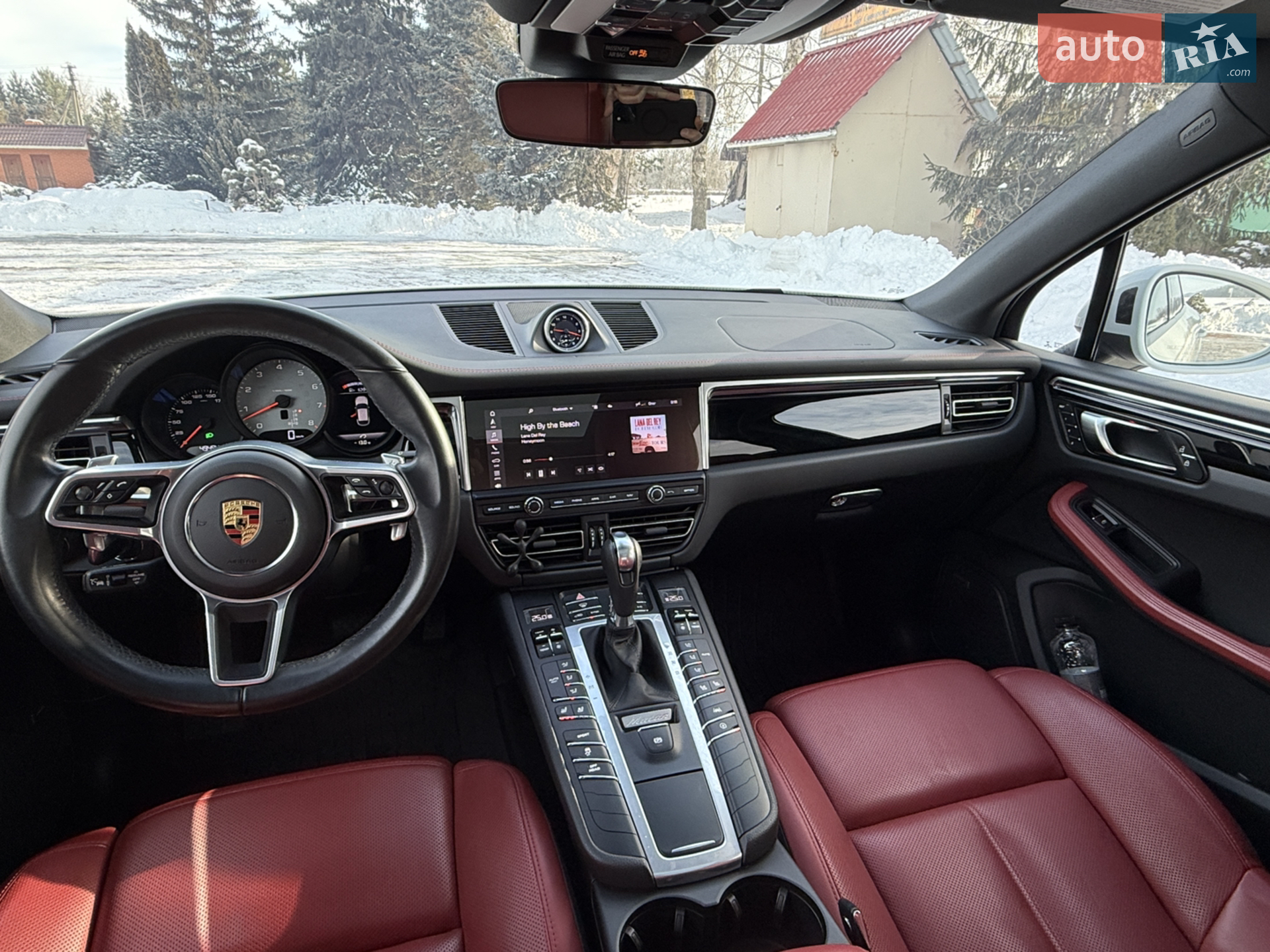 2021 Porsche Macan - мініатюра 18