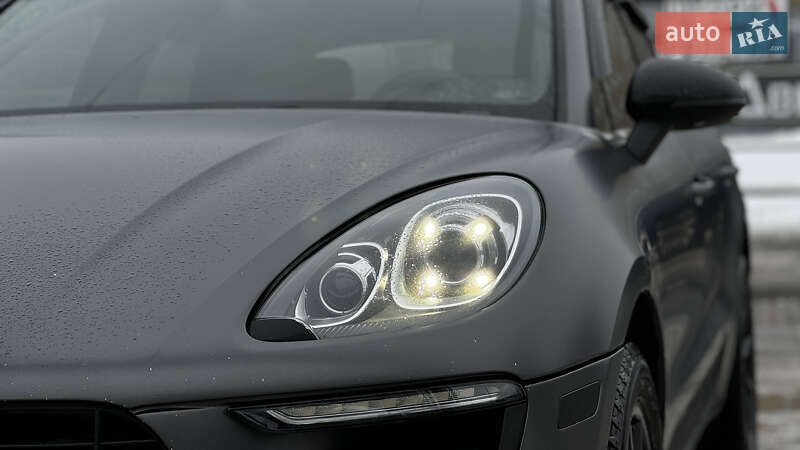 Позашляховик / Кросовер Porsche Macan 2016 в Києві