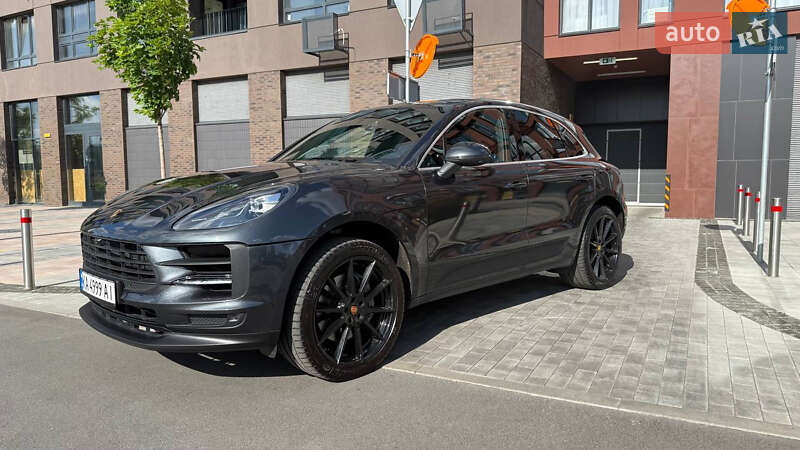 Позашляховик / Кросовер Porsche Macan 2020 в Києві