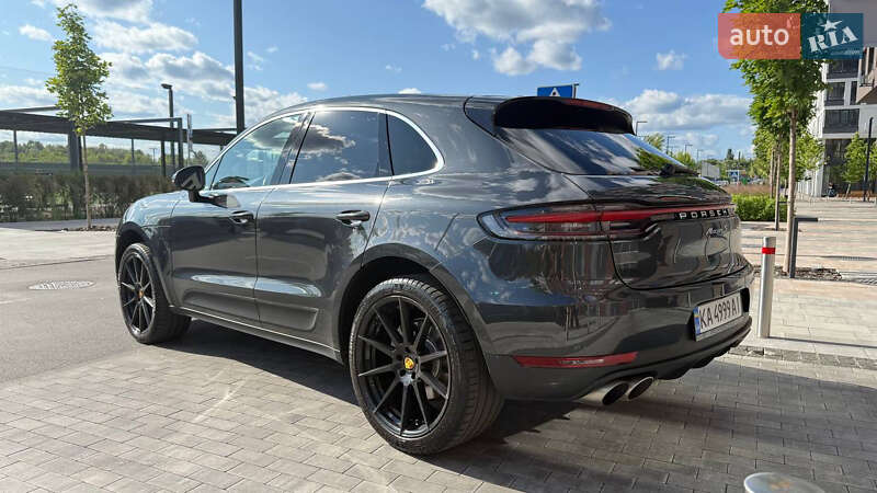 Позашляховик / Кросовер Porsche Macan 2020 в Києві