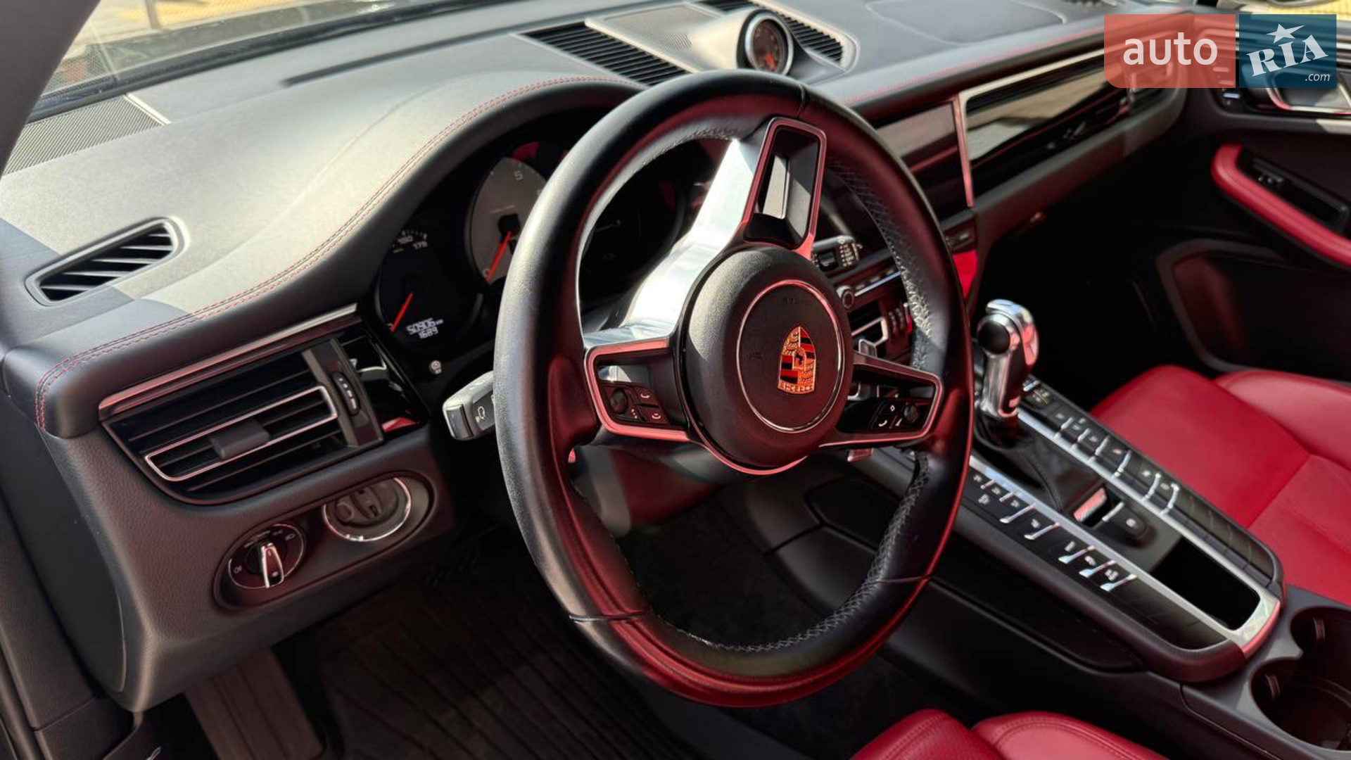 2020 Porsche Macan - мініатюра 10