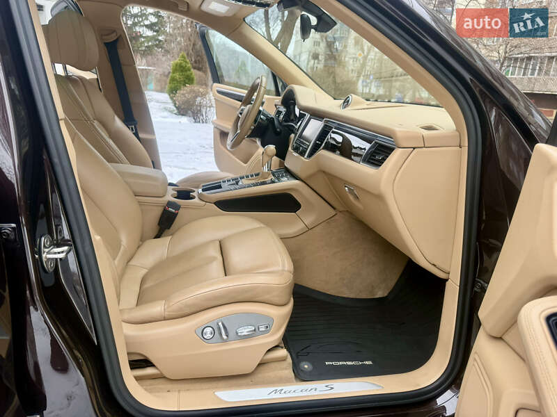 Позашляховик / Кросовер Porsche Macan 2014 в Києві