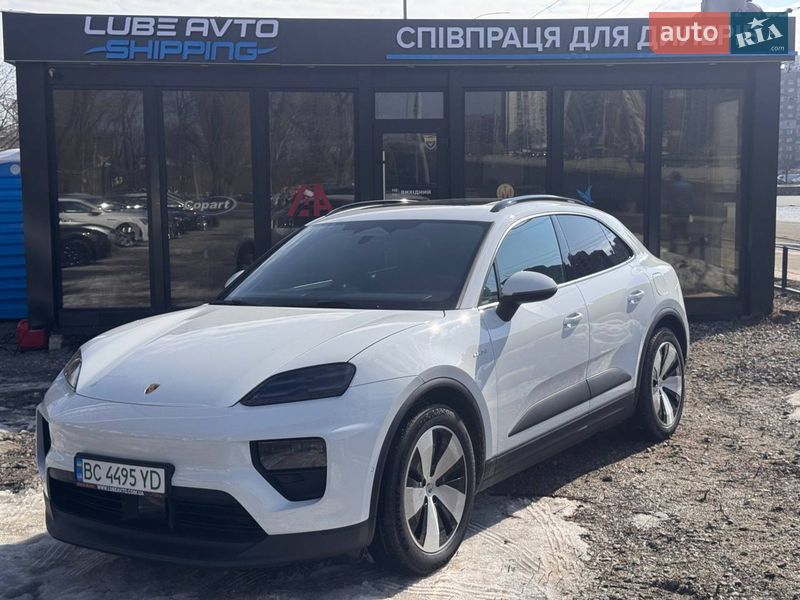 Позашляховик / Кросовер Porsche Macan 2024 в Києві
