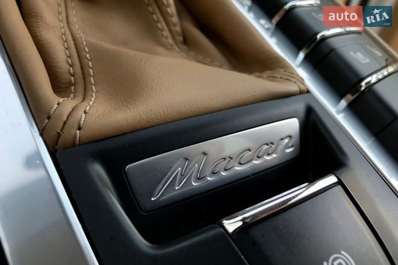 Позашляховик / Кросовер Porsche Macan 2016 в Києві