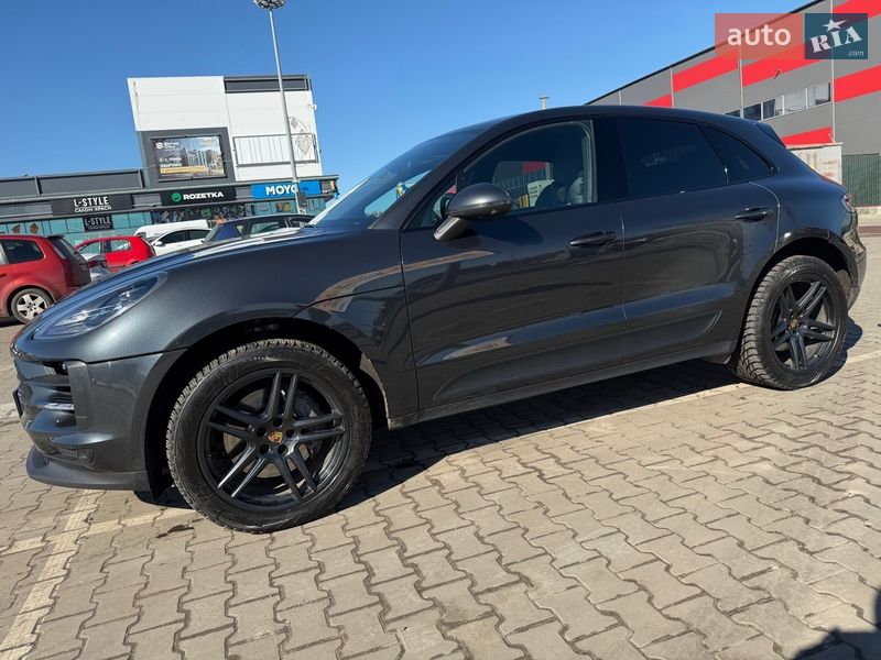Внедорожник / Кроссовер Porsche Macan 2019 в Киеве