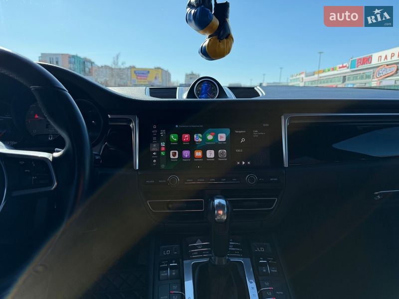 Внедорожник / Кроссовер Porsche Macan 2019 в Киеве