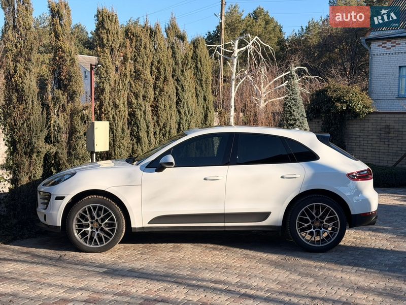 Внедорожник / Кроссовер Porsche Macan 2018 в Павлограде