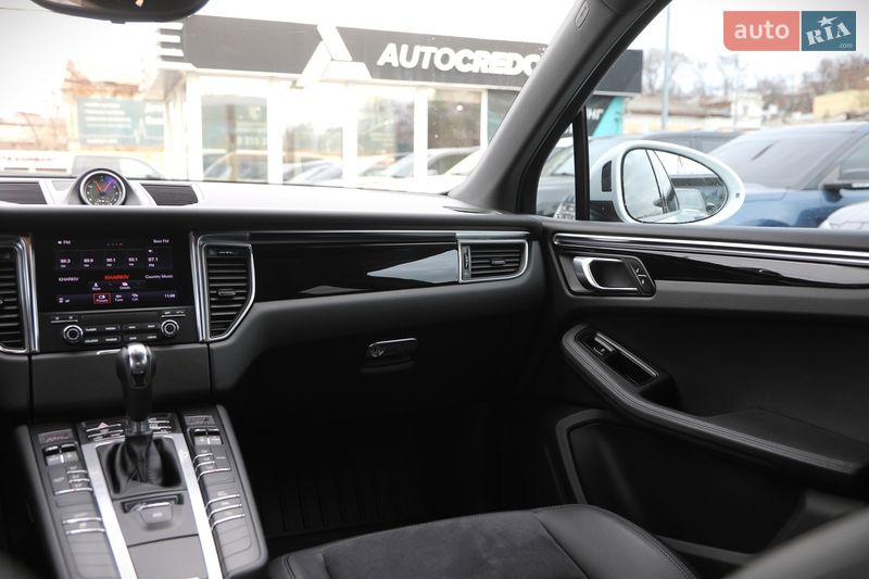 Внедорожник / Кроссовер Porsche Macan 2018 в Харькове